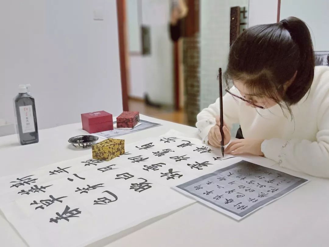平心静气修身养性的书 有利于修身养性的活动